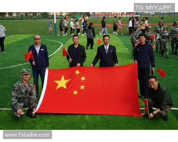 足球明星与他们的国旗:展现激情与荣耀的视觉盛宴 足球明星与他们的国旗:展现激情与荣耀的视觉盛宴